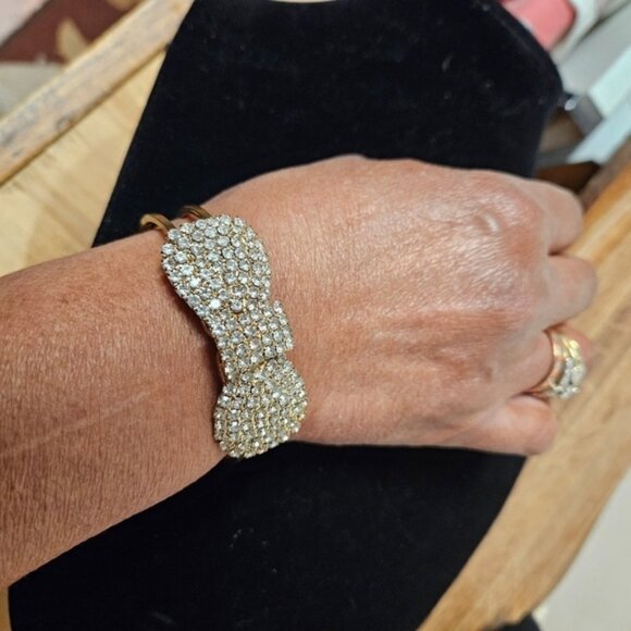 Jewelry - Betsey Johnson Crystal Rhinestone Bow Bracelet